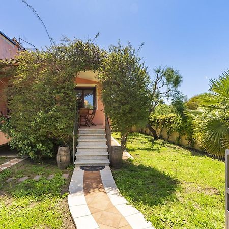 Casa Vacanze Lolivastro Àrbatax Exteriör bild